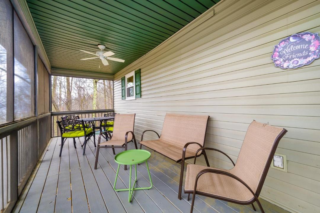 Photo of Patio Balcony in Blairsville