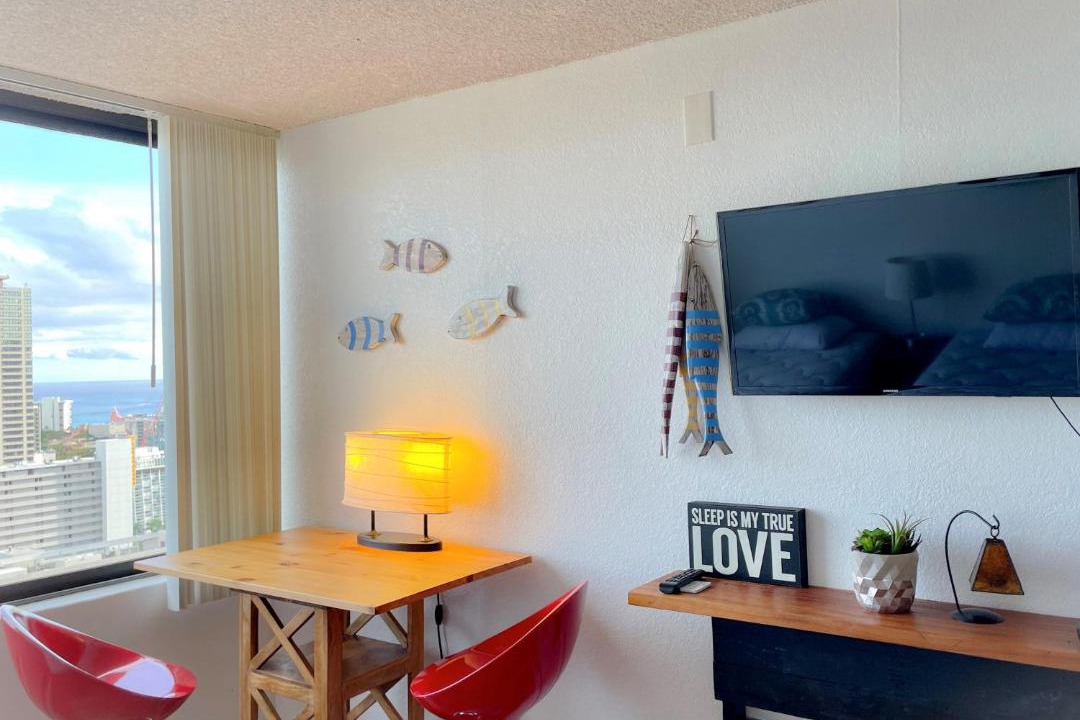 Photo of Livingroom in Waikiki