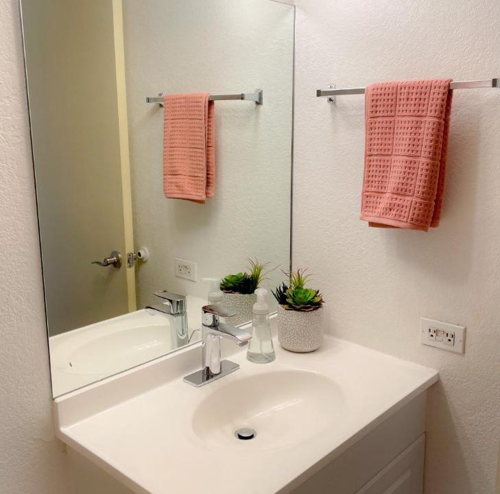 Photo of Bathroom in Waikiki