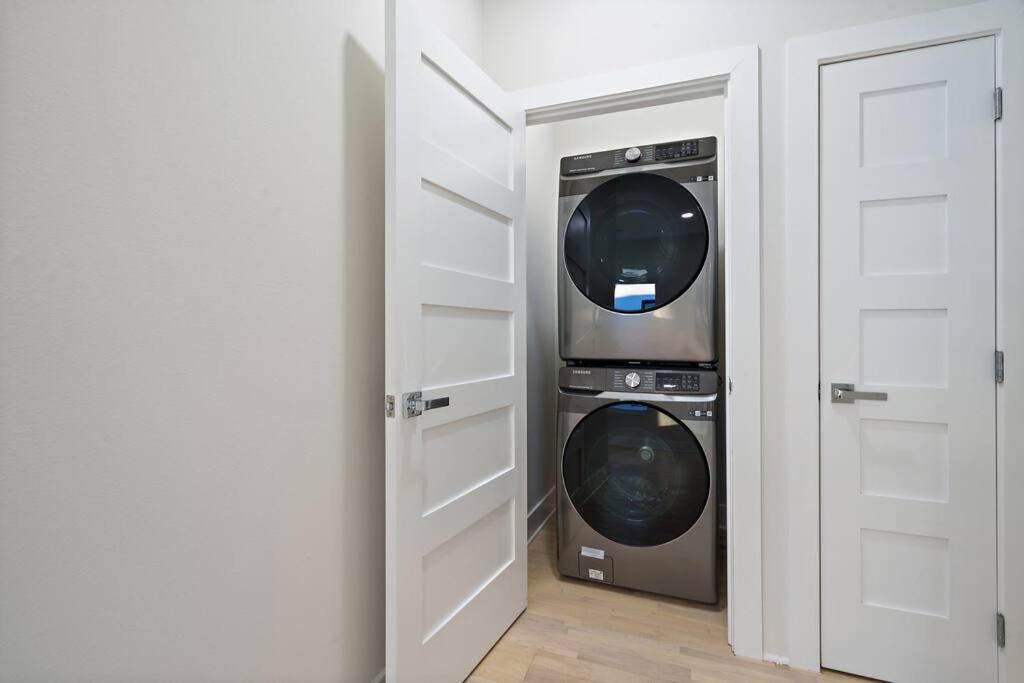Photo of Bathroom in West Dallas