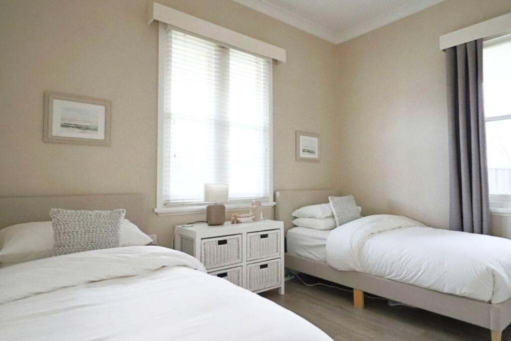 Photo of Bedroom in West Tamworth