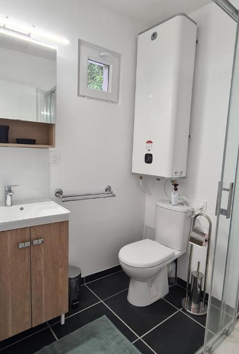 Photo of Bathroom in Talence