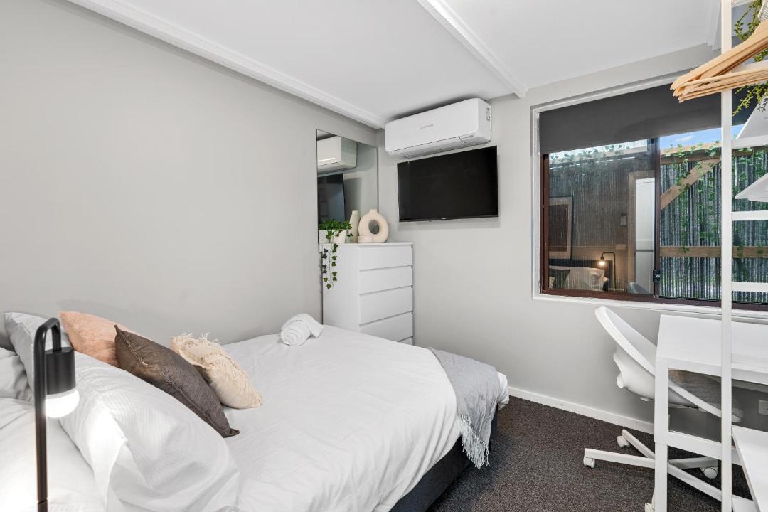 Photo of Bedroom in Bentleigh