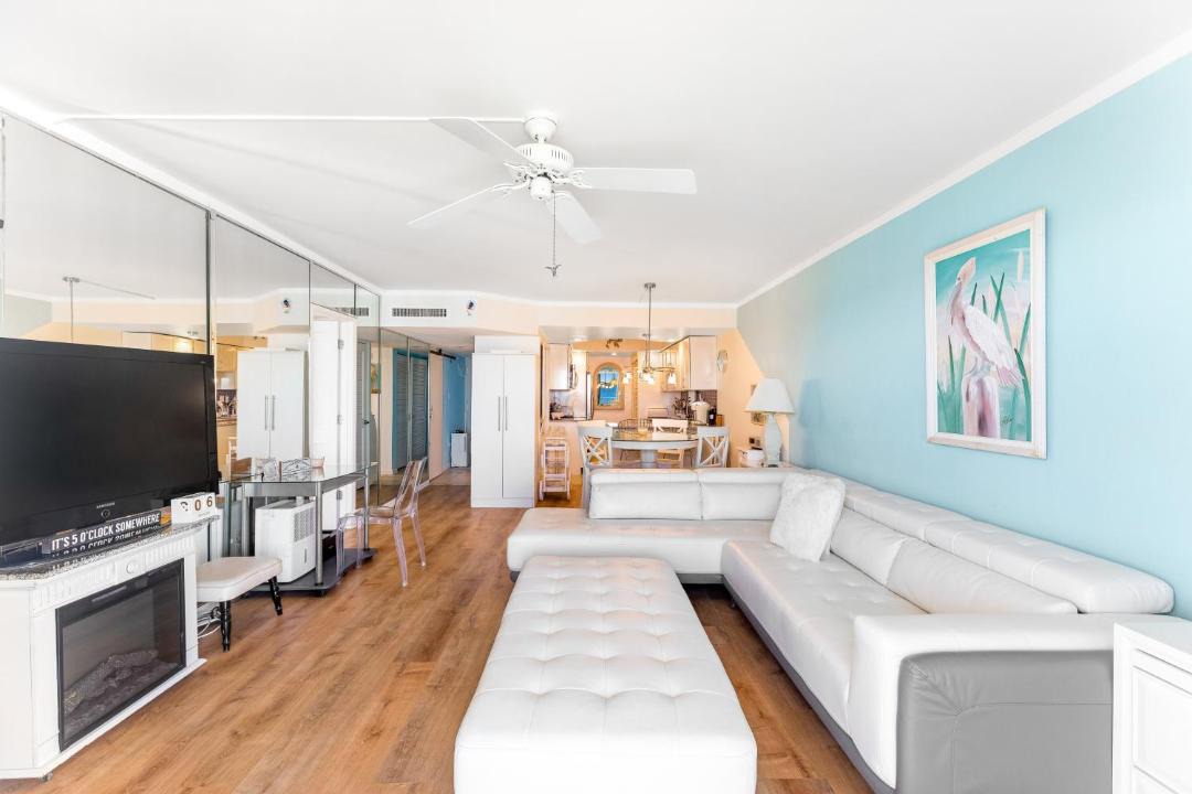 Photo of Livingroom in Key Colony Beach