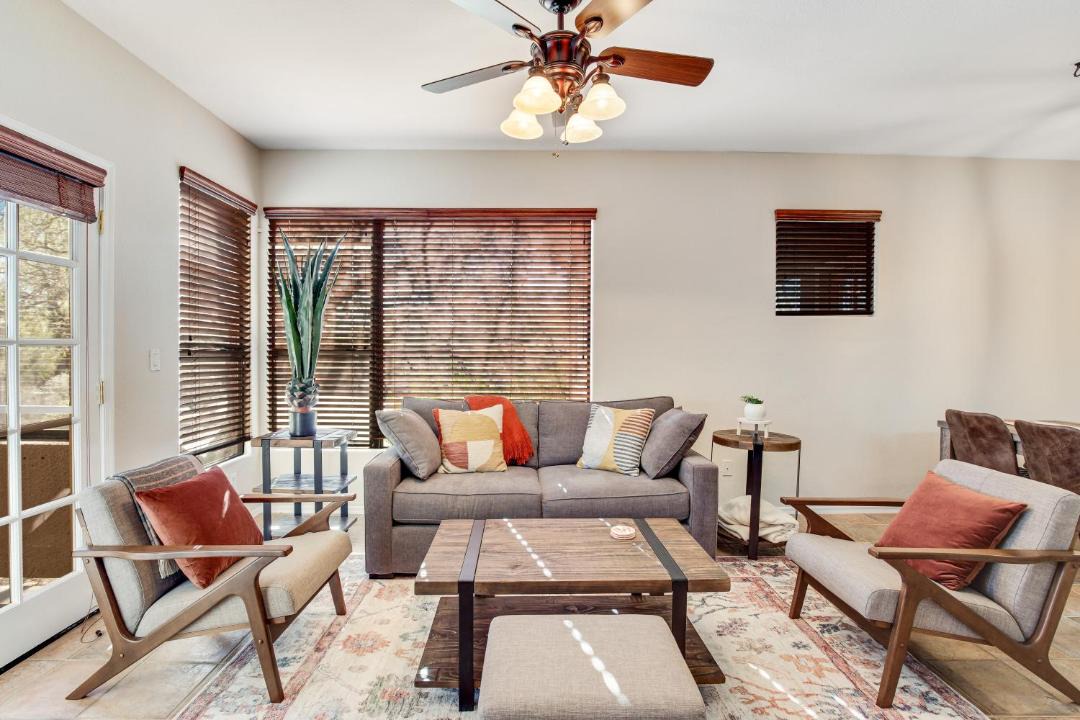 Photo of Livingroom in Tucson