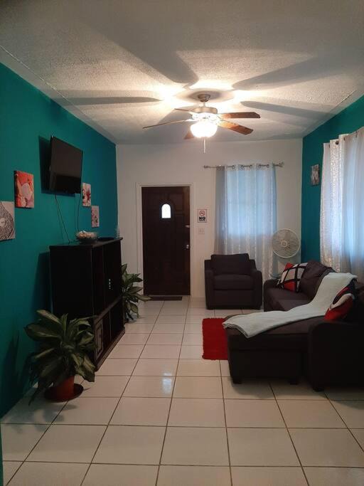Photo of Livingroom in Nassau