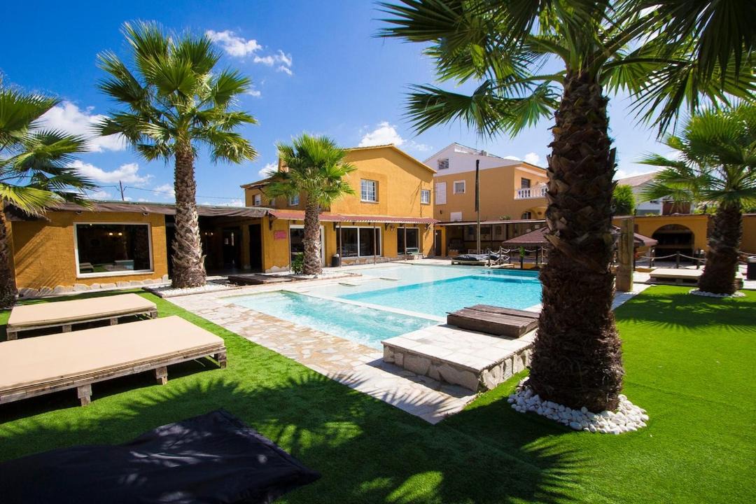 Photo of Outdoor in Rubi