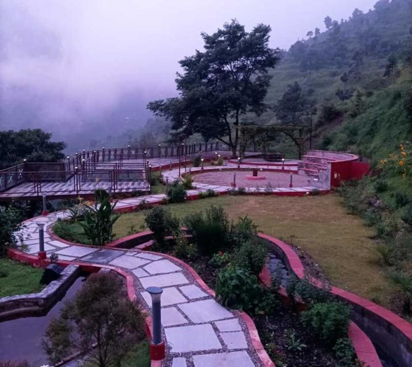 Photo of Others in Naina Range