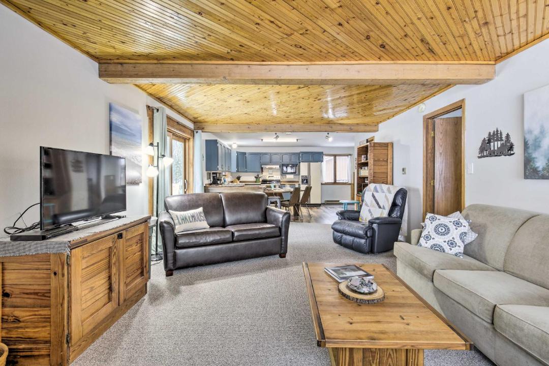 Photo of Livingroom in Mercer