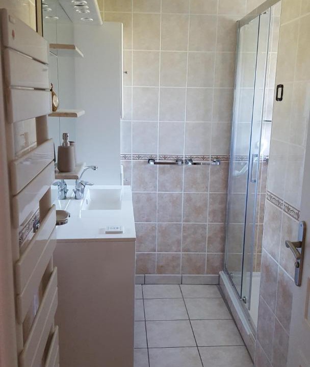 Photo of Bathroom in Quistinic