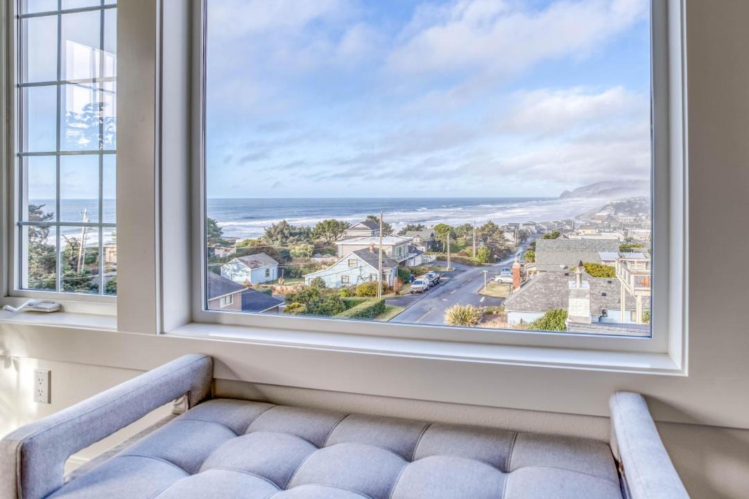 Photo of Others in Lincoln City