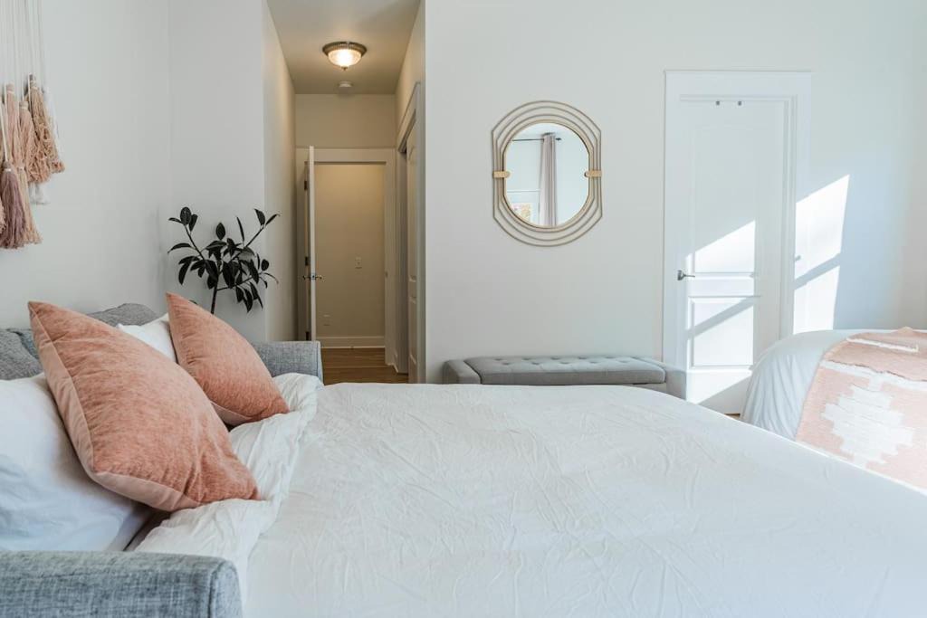Photo of Bedroom in Ashland