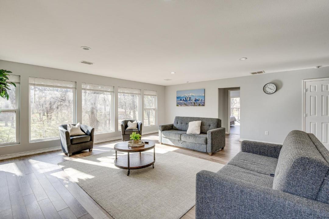 Photo of Livingroom in Flower Mound