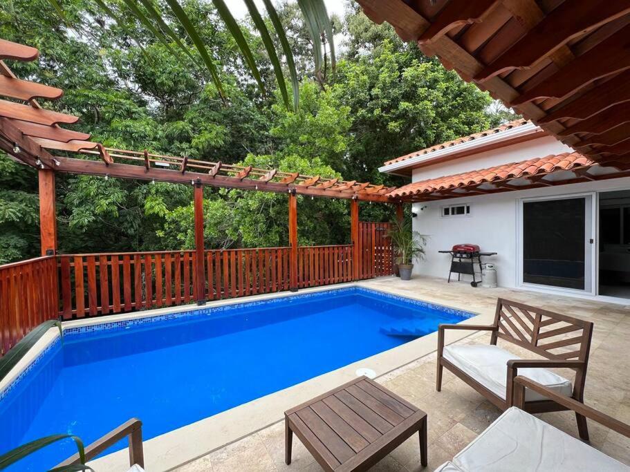 Photo of Outdoor in Roatan