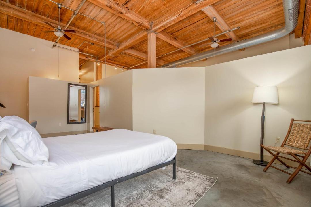 Photo of Bedroom in Downtown West