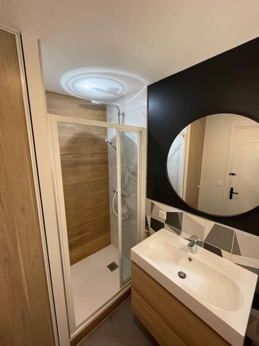 Photo of Bathroom in Le Marais