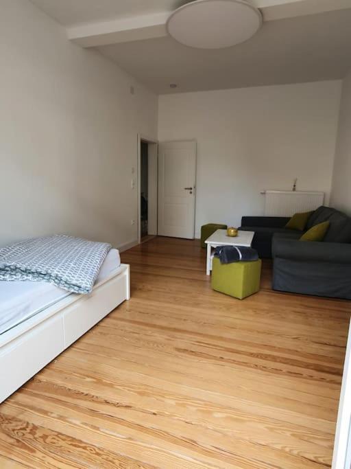 Photo of Bedroom in Weststadt Sudlicher Teil