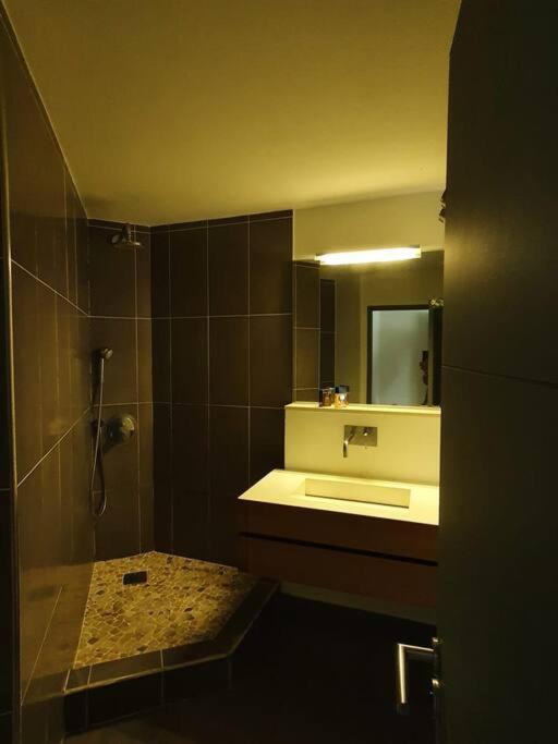 Photo of Bathroom in Perinet