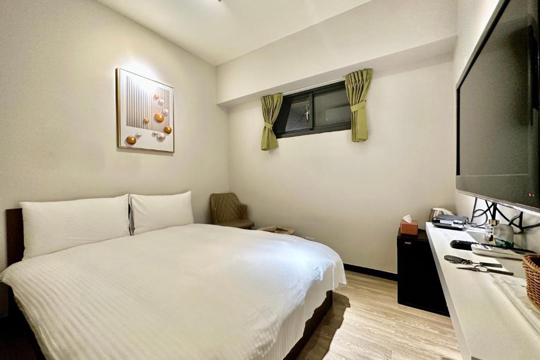 Photo of Bedroom in University District