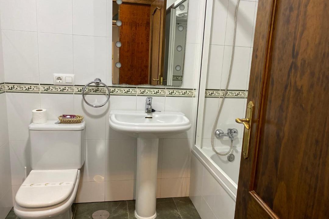Photo of Bathroom in Adra