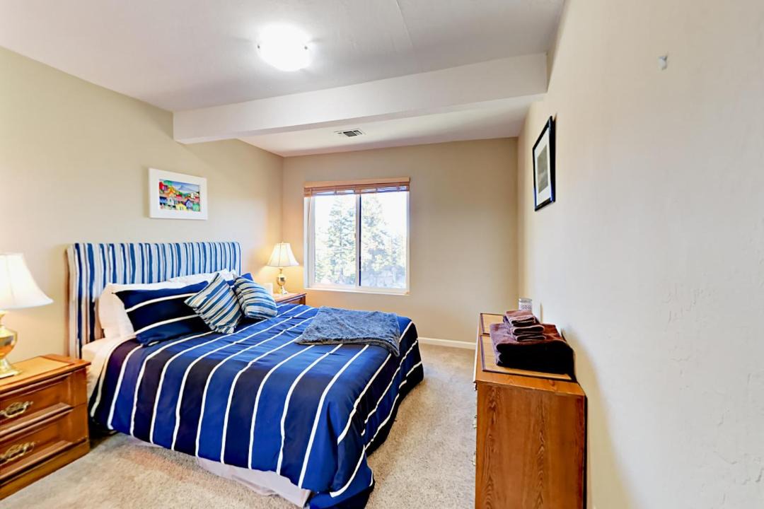 Photo of Bedroom in Tahoe Village