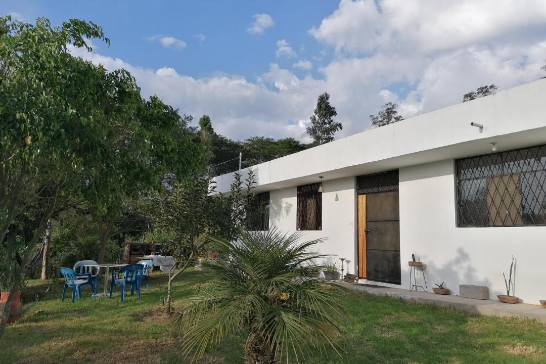 Photo of Buildings in Guayllabamba