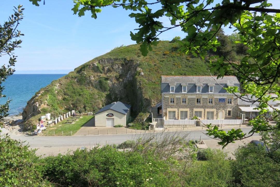 Photo of Buildings in Planguenoual