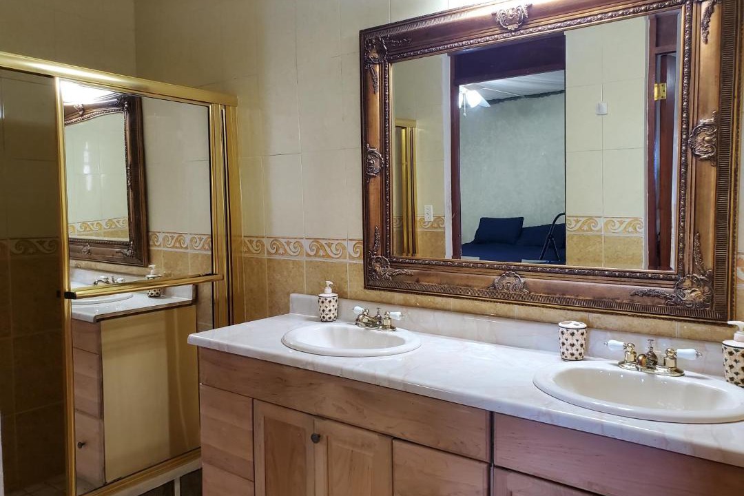 Photo of Bathroom in Mata de Platano