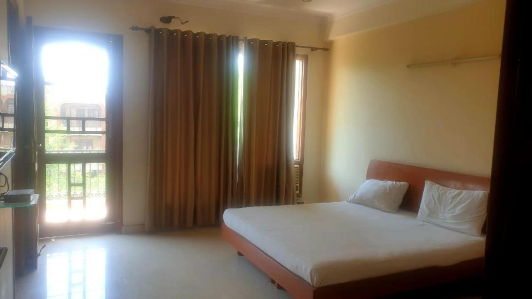 Photo of Bedroom in Sector 17