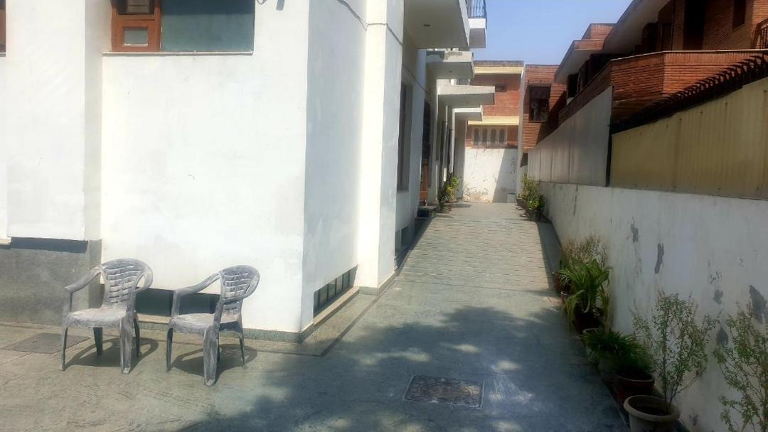 Photo of Buildings in Sector 17