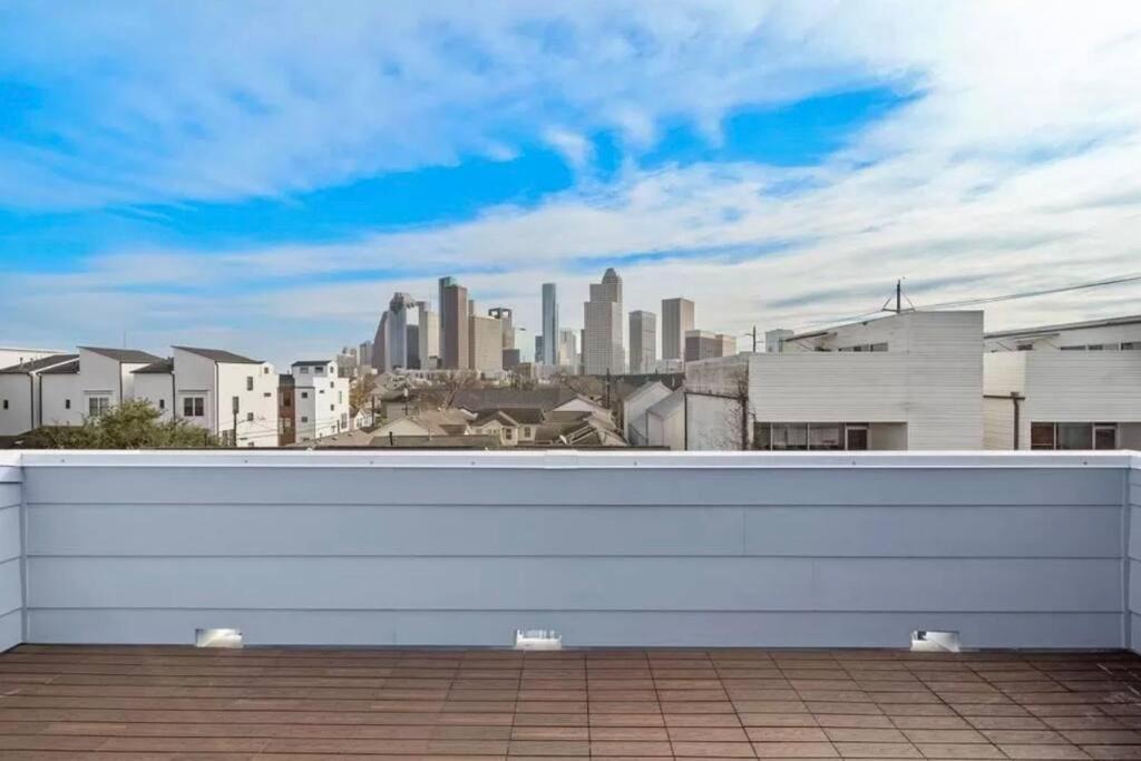 Photo of Buildings in Montrose