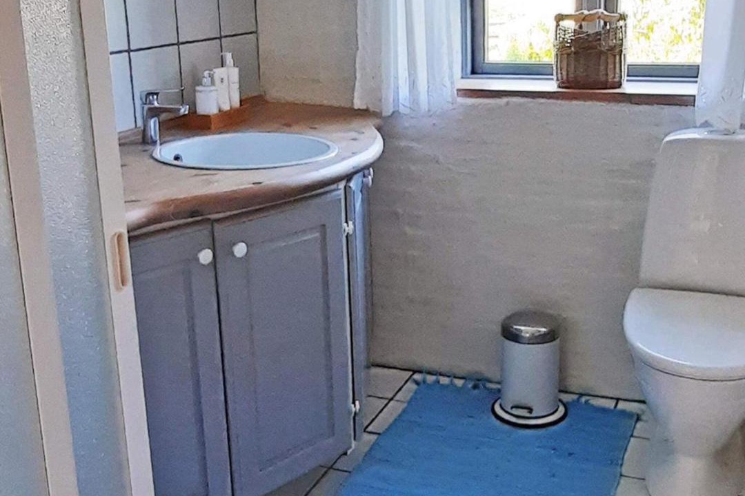 Photo of Bathroom in Aeroskobing