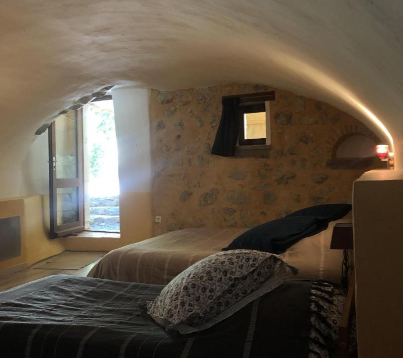 Photo of Bedroom in Ponet-et-Saint-Auban