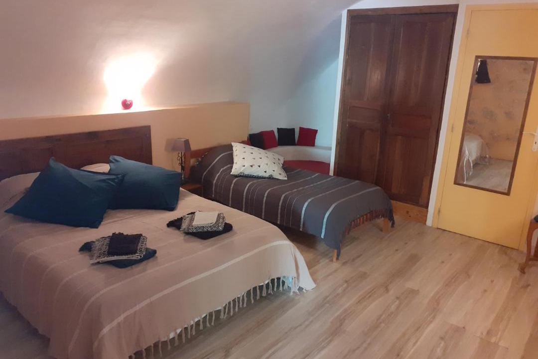 Photo of Bedroom in Ponet-et-Saint-Auban