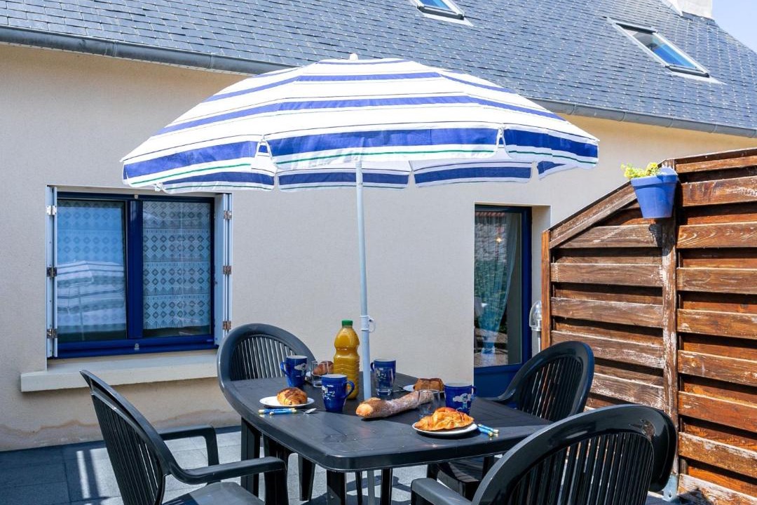 Photo of Patio Balcony in Plounevez-Lochrist