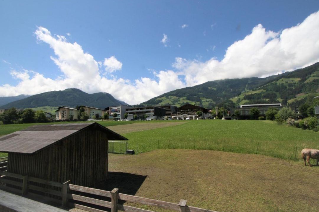 Photo of Others in Fuegen