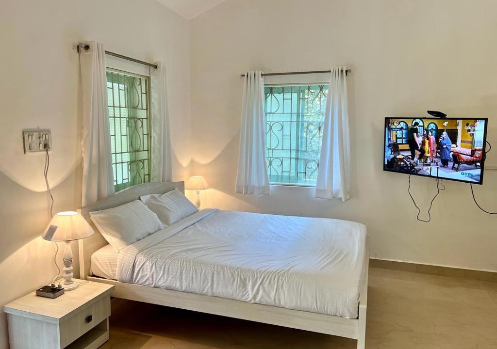 Photo of Bedroom in SBI Colony