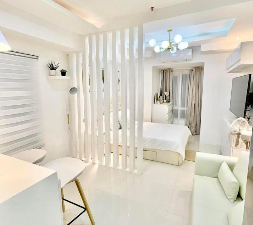 Photo of Livingroom in South Triangle