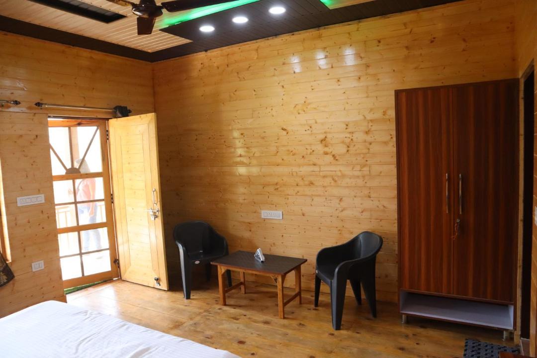 Photo of Others in Mukteshwar