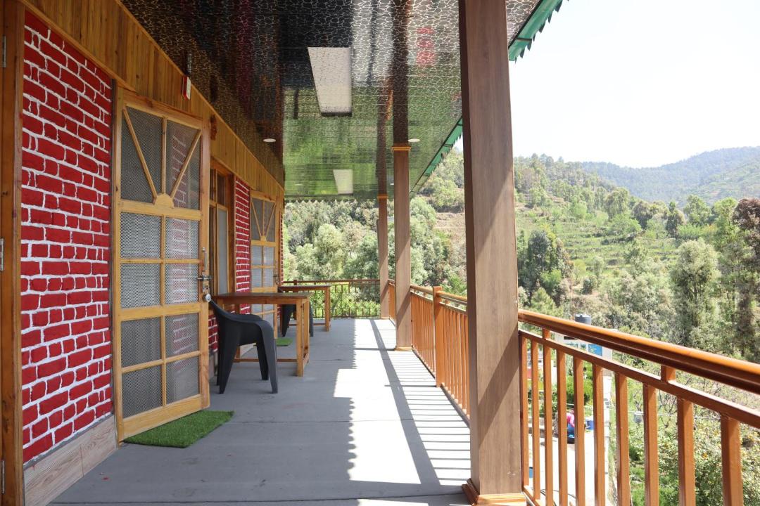 Photo of Others in Mukteshwar
