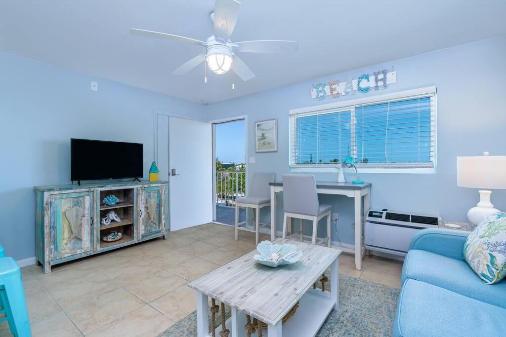 Photo of Livingroom in Marathon