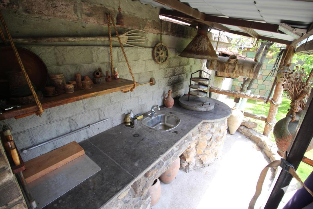 Photo of Kitchen in Gavarr