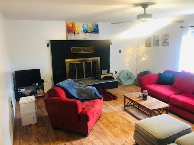 Photo of Livingroom in Stanley