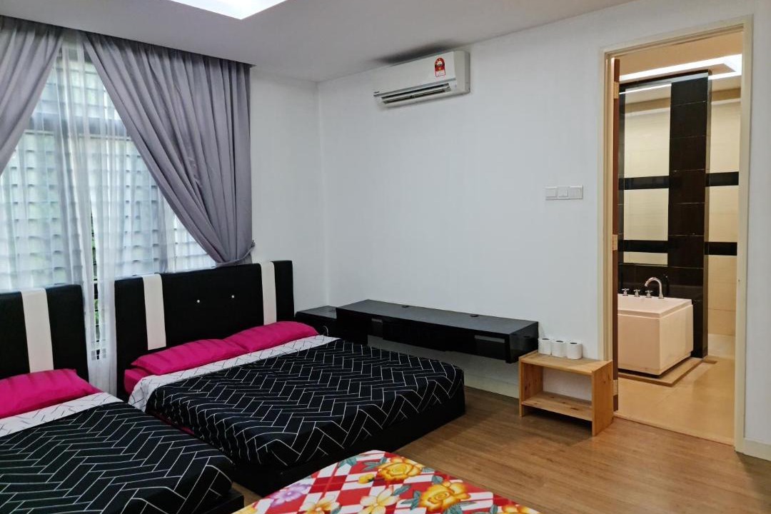 Photo of Bedroom in Batu Ferringhi