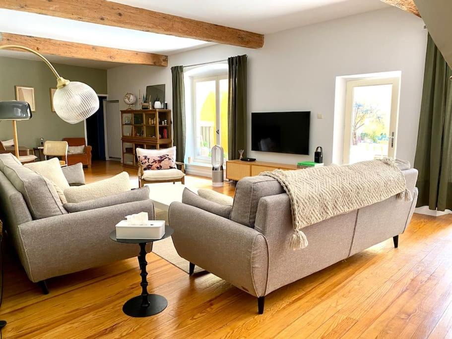 Photo of Livingroom in Montelimar