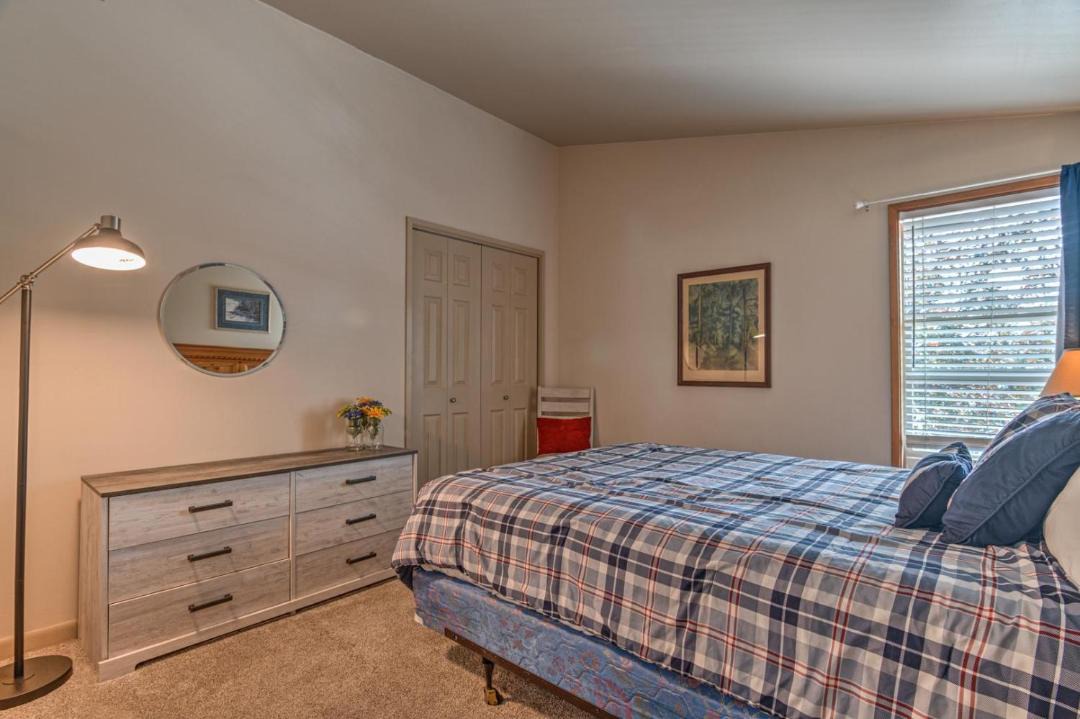 Photo of Bedroom in Sunriver