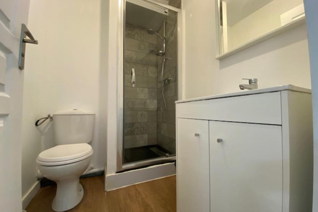 Photo of Bathroom in Saint-Jean Eudes Saint-Gilles