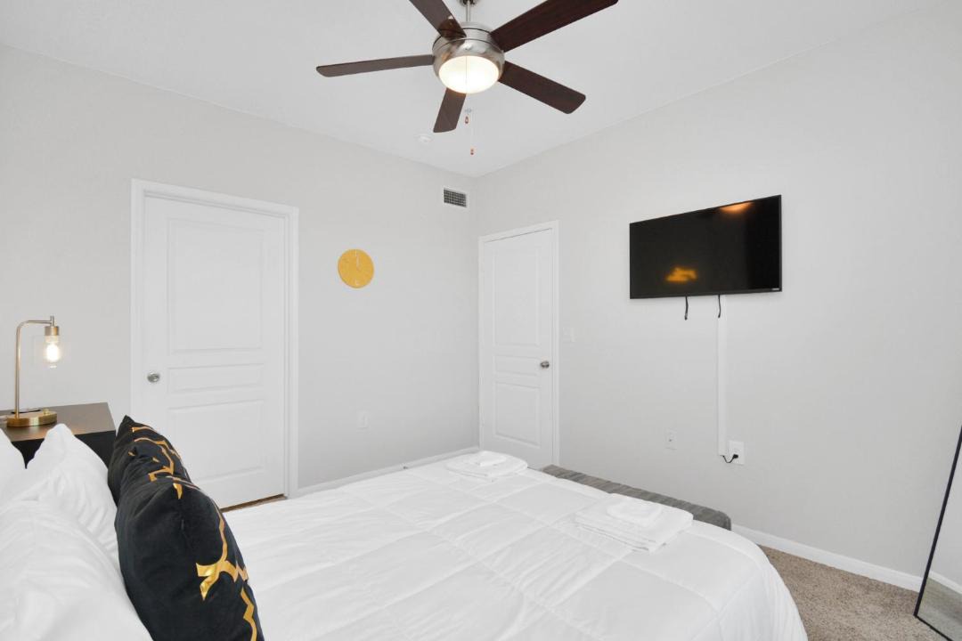 Photo of Bedroom in South Central Houston
