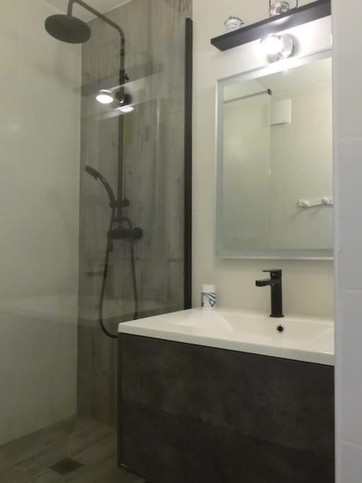Photo of Bathroom in Bas du Fort