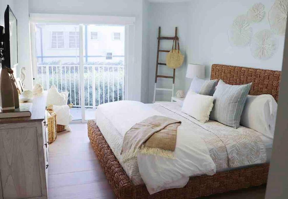 Photo of Bedroom in Key Colony Beach